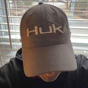 Huk fishing ball cap